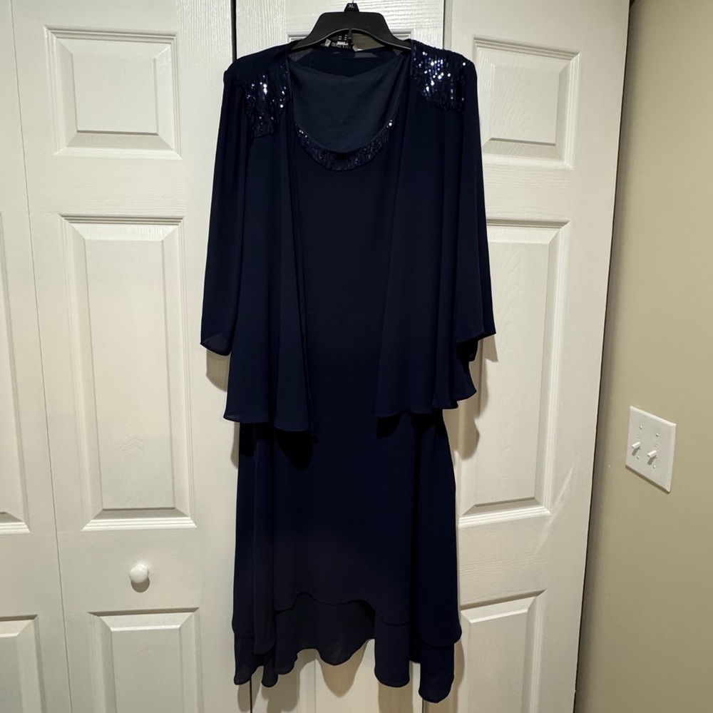 Mother/grandmother 2 piece wedding outfit